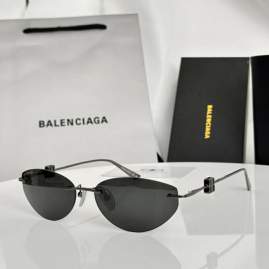Picture of Balenciaga Sunglasses _SKUfw79398815fw